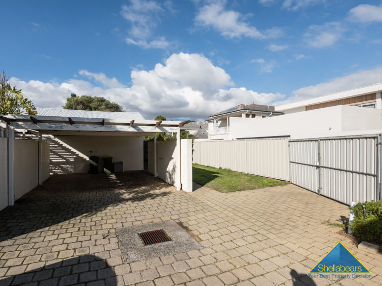 22r Keane Street gallery