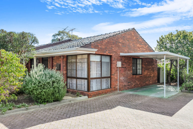 3/26 Broome Street gallery