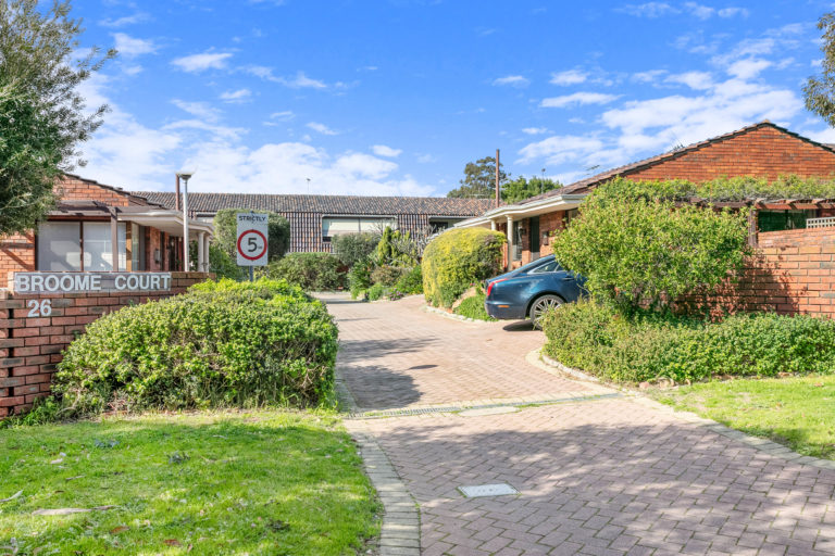 3/26 Broome Street gallery