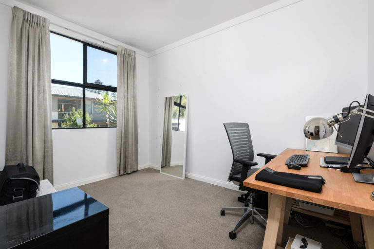 15 Torrens Street gallery