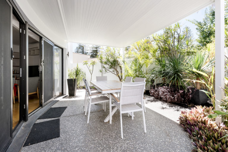 15 Torrens Street gallery