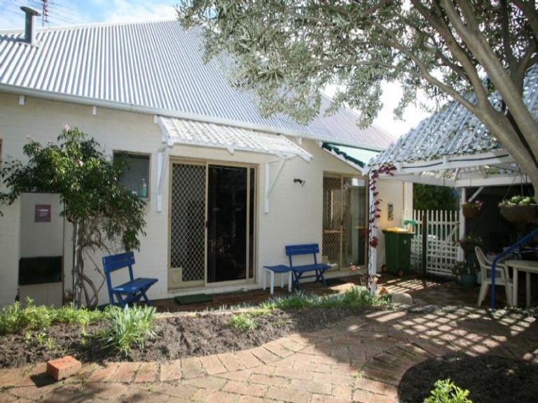 2 Dalgety Street gallery