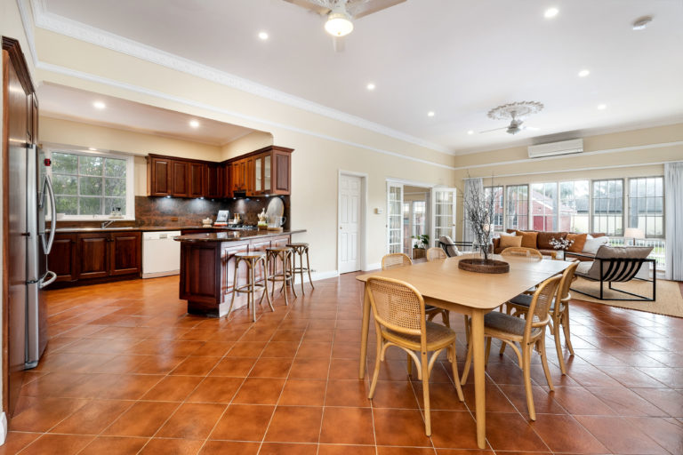 155 Waratah Avenue gallery