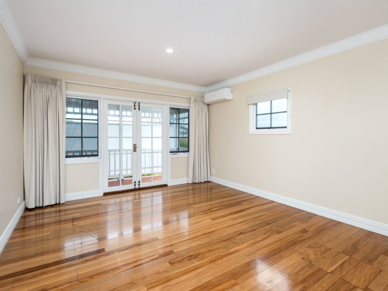 155 Waratah Avenue gallery