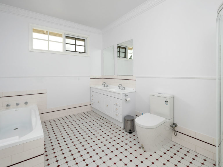 155 Waratah Avenue gallery