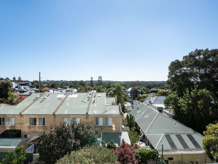 34/20 Dean Street gallery