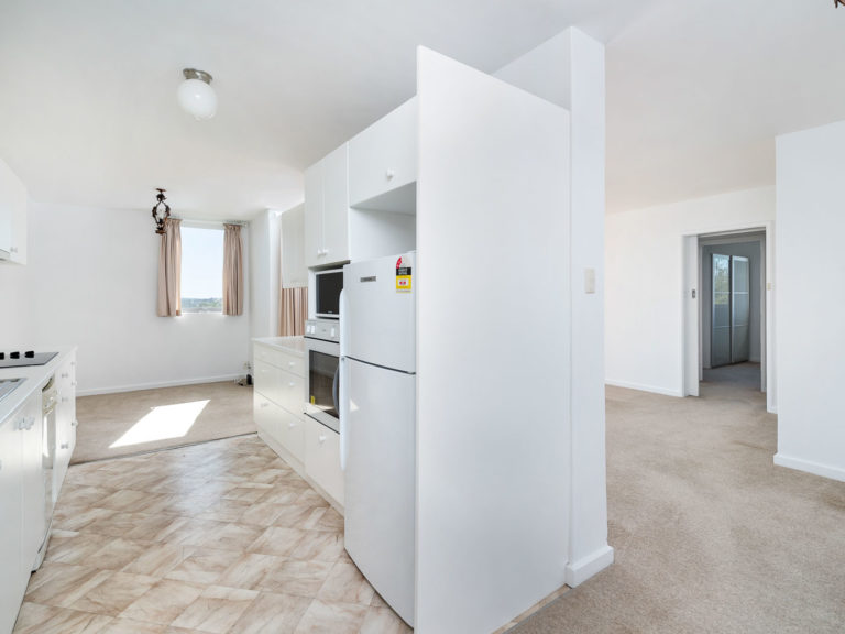 34/20 Dean Street gallery