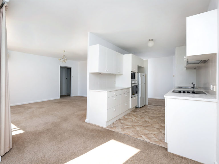 34/20 Dean Street gallery