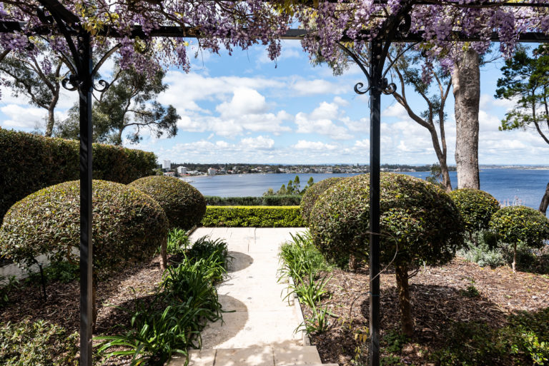 4/6 Bindaring Parade gallery