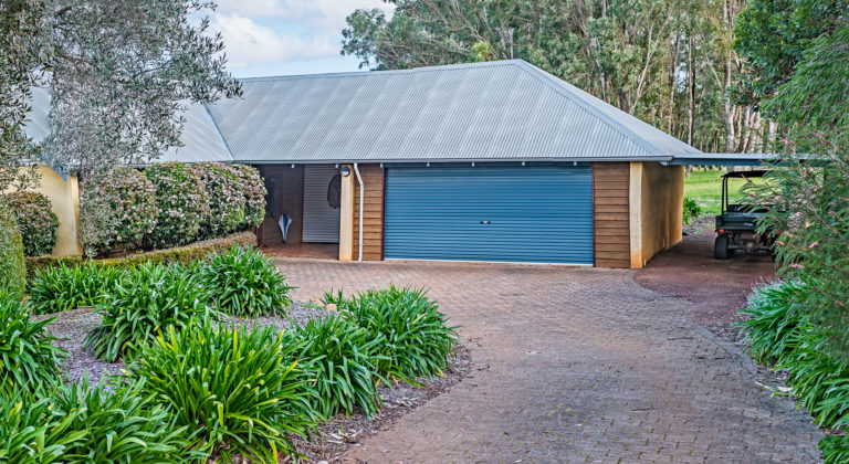 Architect Designed Home, Cellar Door/Studio, Winery & More! gallery