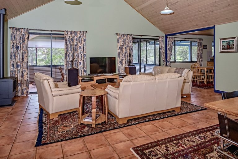 Architect Designed Home, Cellar Door/Studio, Winery & More! gallery