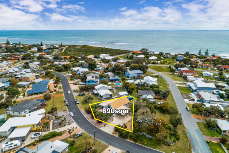 1 Scud Street gallery