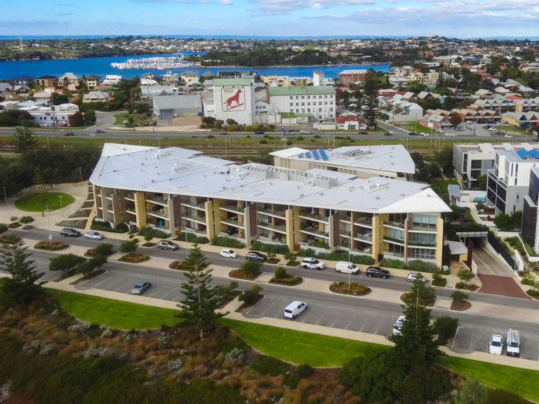 28/11 Leighton Beach Boulevard gallery