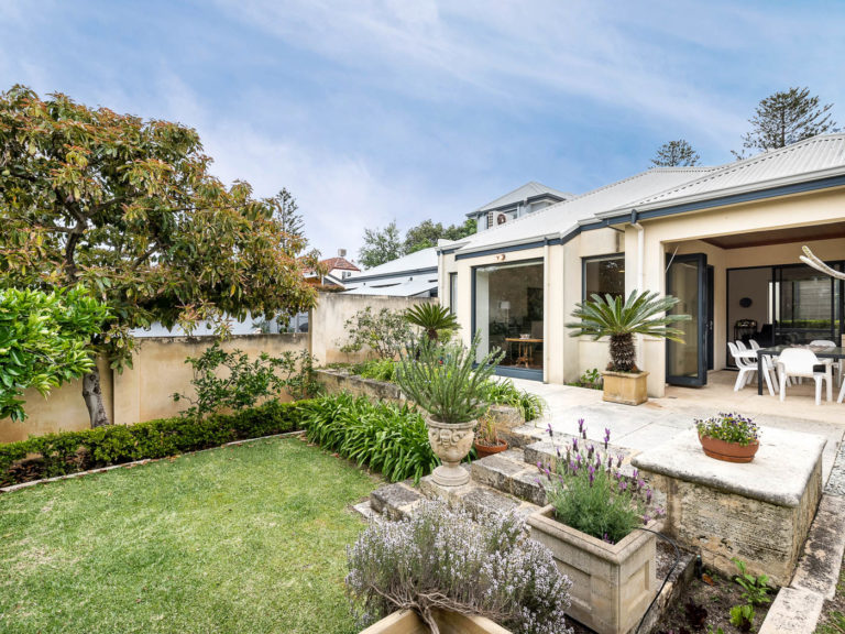 23A Grant Street gallery