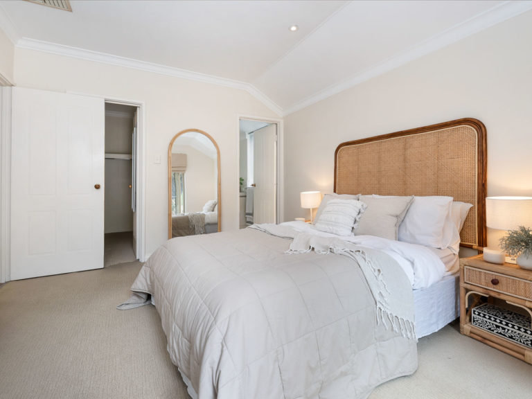 2/59 Second Avenue gallery