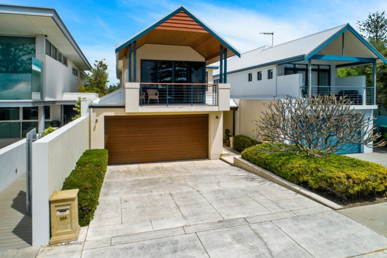 23A Grant Street gallery