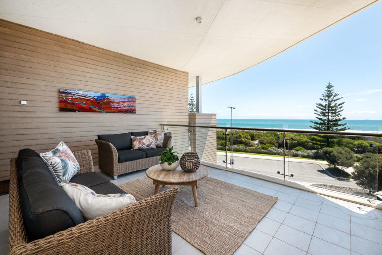 28/11 Leighton Beach Boulevard gallery