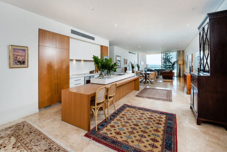 28/11 Leighton Beach Boulevard gallery