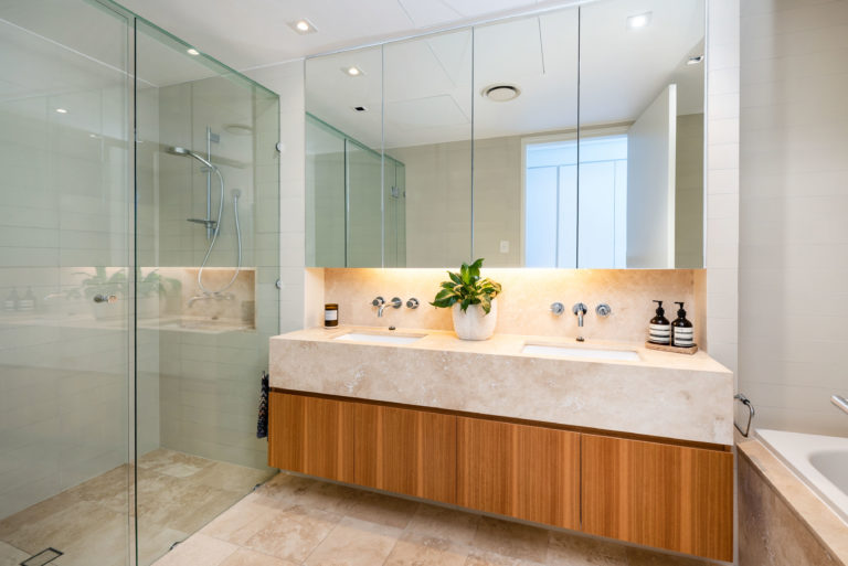 28/11 Leighton Beach Boulevard gallery