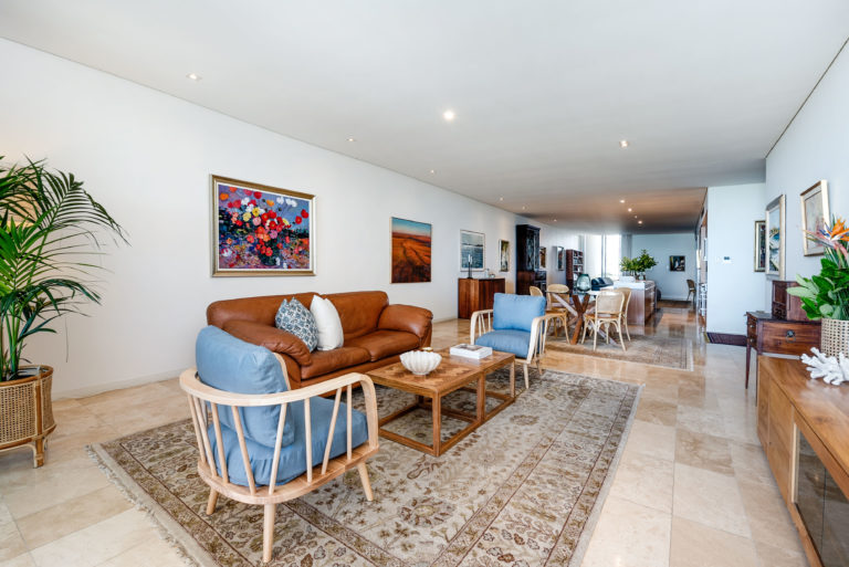 28/11 Leighton Beach Boulevard gallery