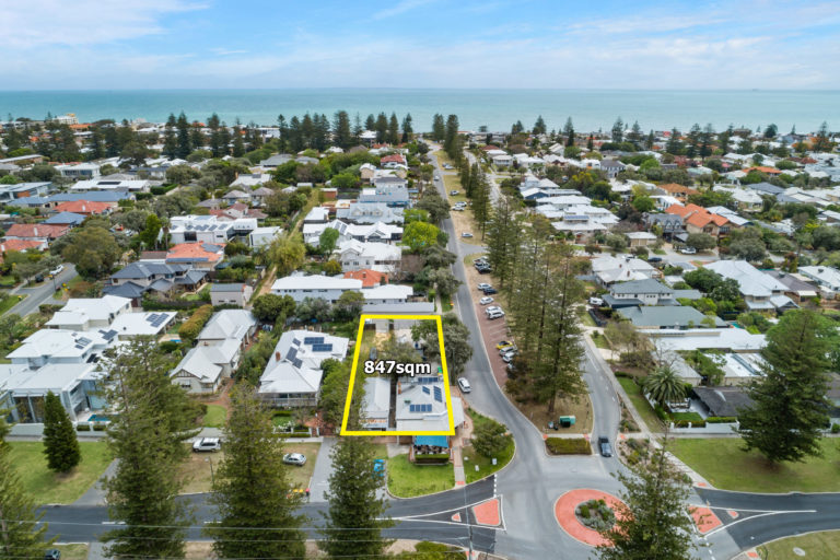 303-305 Marmion Street gallery