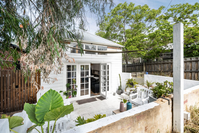 303-305 Marmion Street gallery