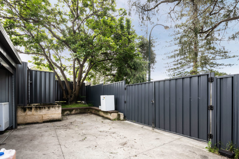 303-305 Marmion Street gallery