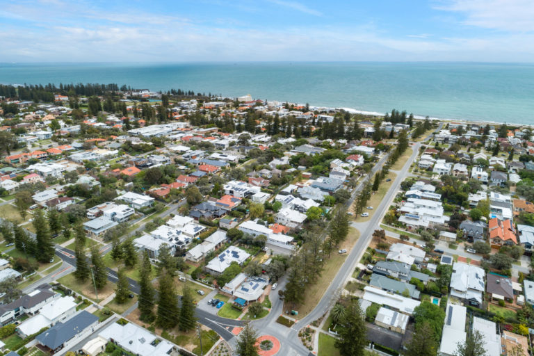 303-305 Marmion Street gallery