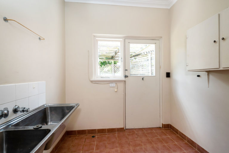 65a Smyth Road gallery