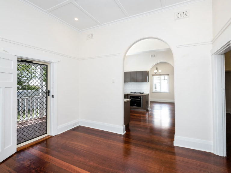 16 Queenslea Drive gallery