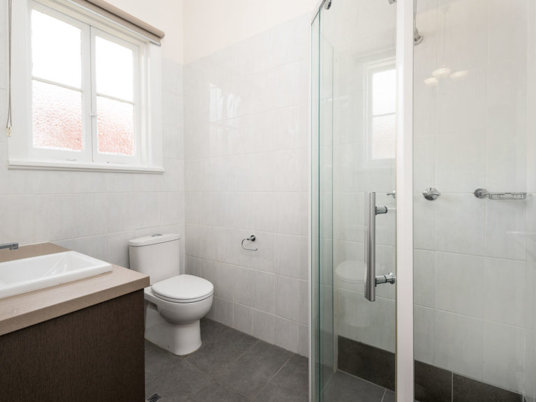 16 Queenslea Drive gallery