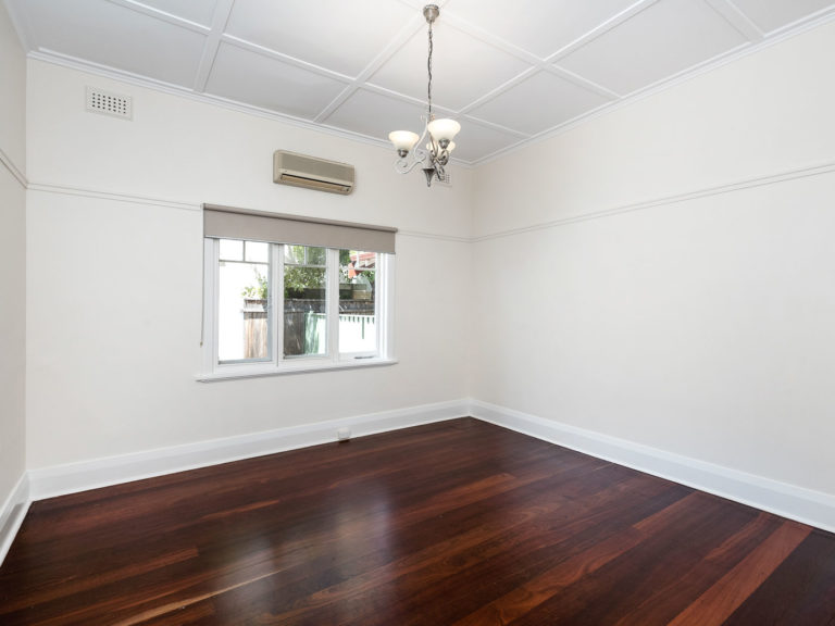 16 Queenslea Drive gallery