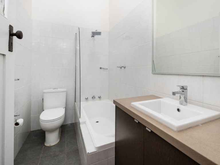 16 Queenslea Drive gallery