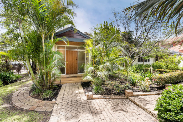 33 Leake Street gallery