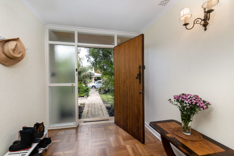 33 Leake Street gallery