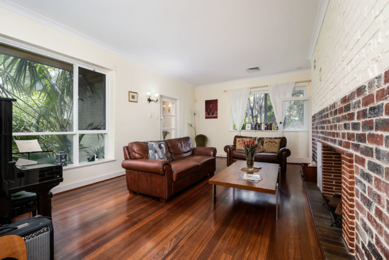 33 Leake Street gallery