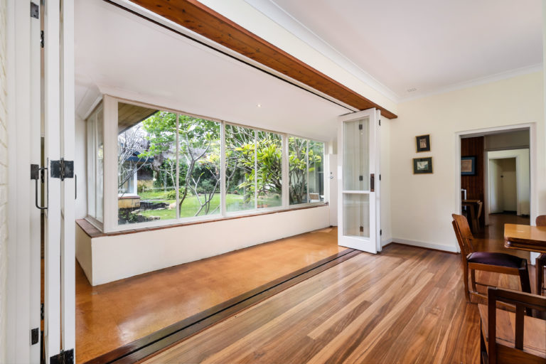 33 Leake Street gallery