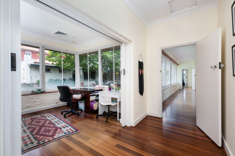 33 Leake Street gallery