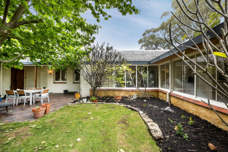 33 Leake Street gallery