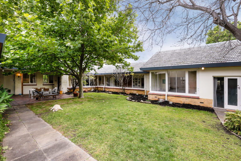 33 Leake Street gallery