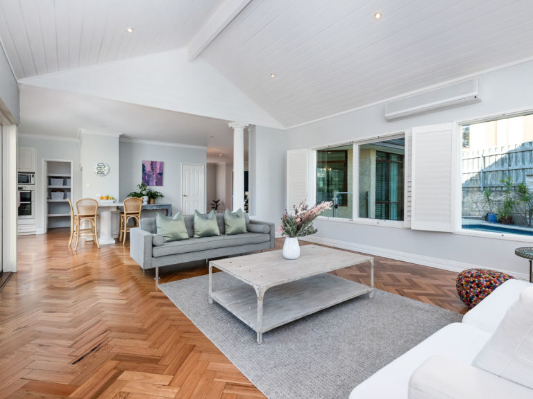 4 Northwick Parade gallery