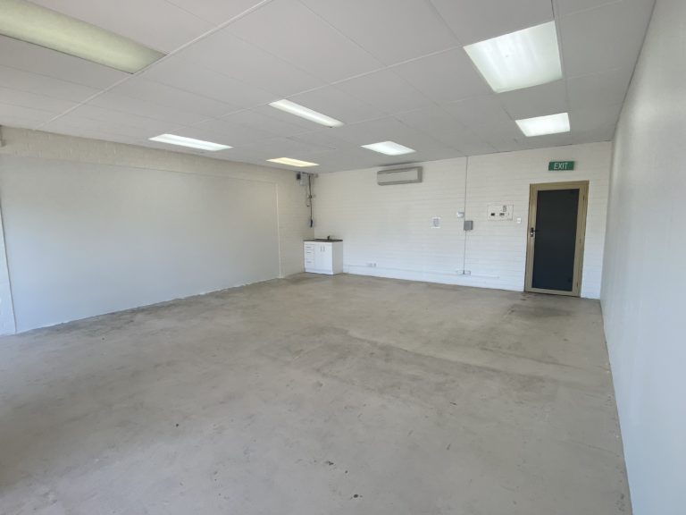 4/371 Belgravia Street gallery