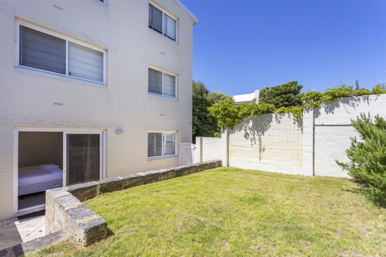 1/8 Macarthur Street gallery