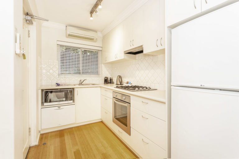 1/8 Macarthur Street gallery