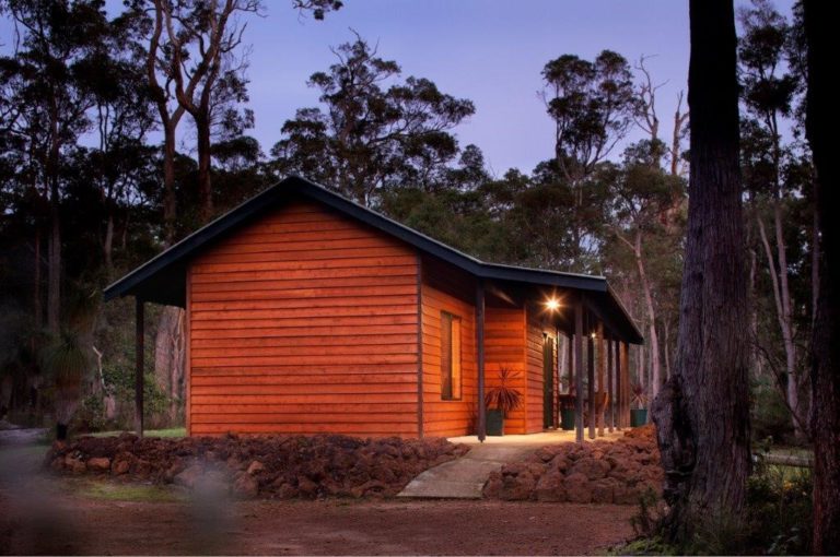 Beautifully Presented Vineyard – Cellar Door Sales – Chalets – Homestead gallery