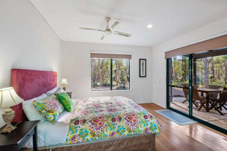 Beautifully Presented Vineyard – Cellar Door Sales – Chalets – Homestead gallery