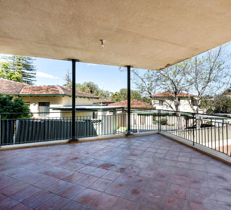 2/519 Stirling Highway gallery