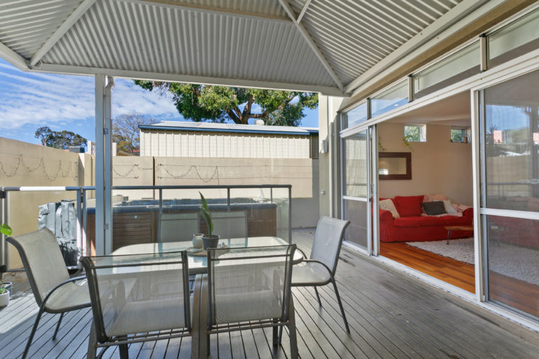 27 Scaddan Street gallery
