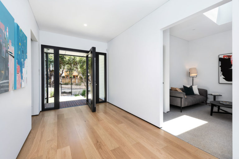 3 Lakeway Street gallery