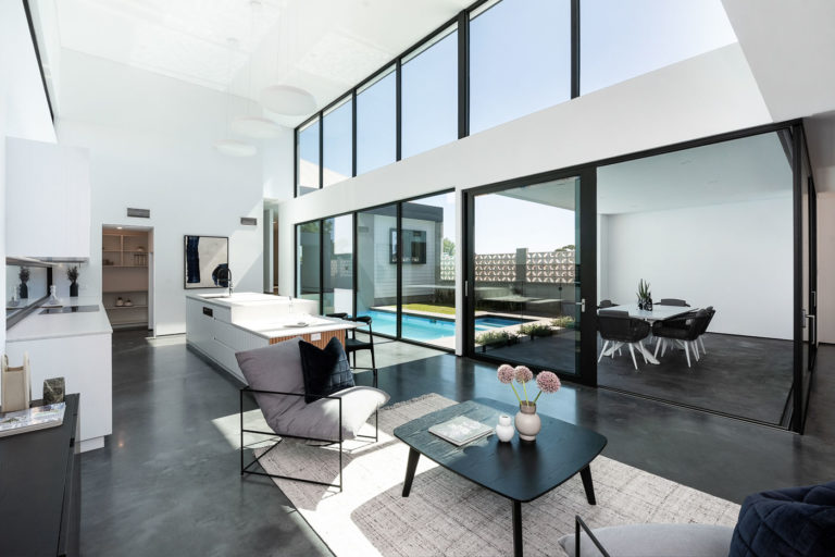 3 Lakeway Street gallery